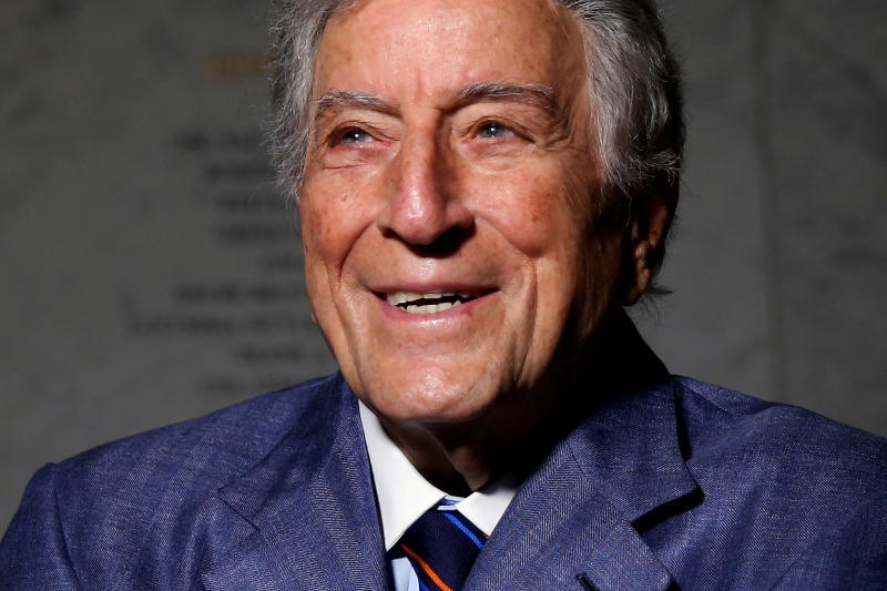 Ca sỹ huyền thoại Tony Bennett qua đời ở tuổi 96